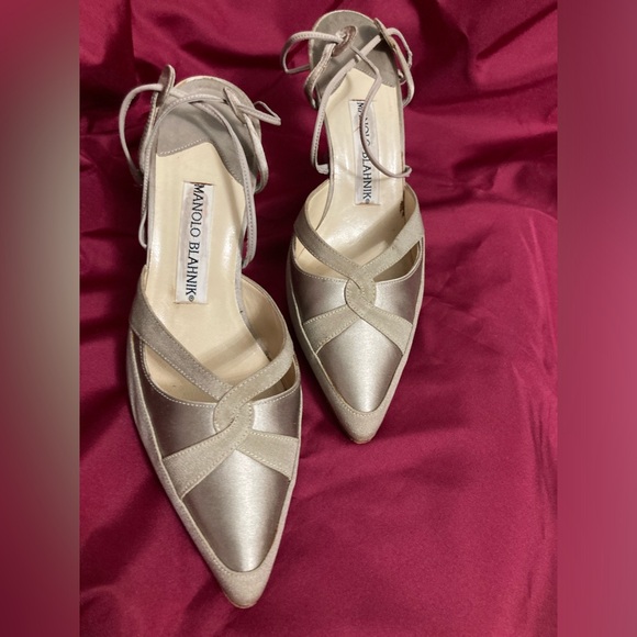 MANOLO BLAHNIK Satin & Suede Slingback Pumps  36.5 Champagne EUC - Picture 4 of 12